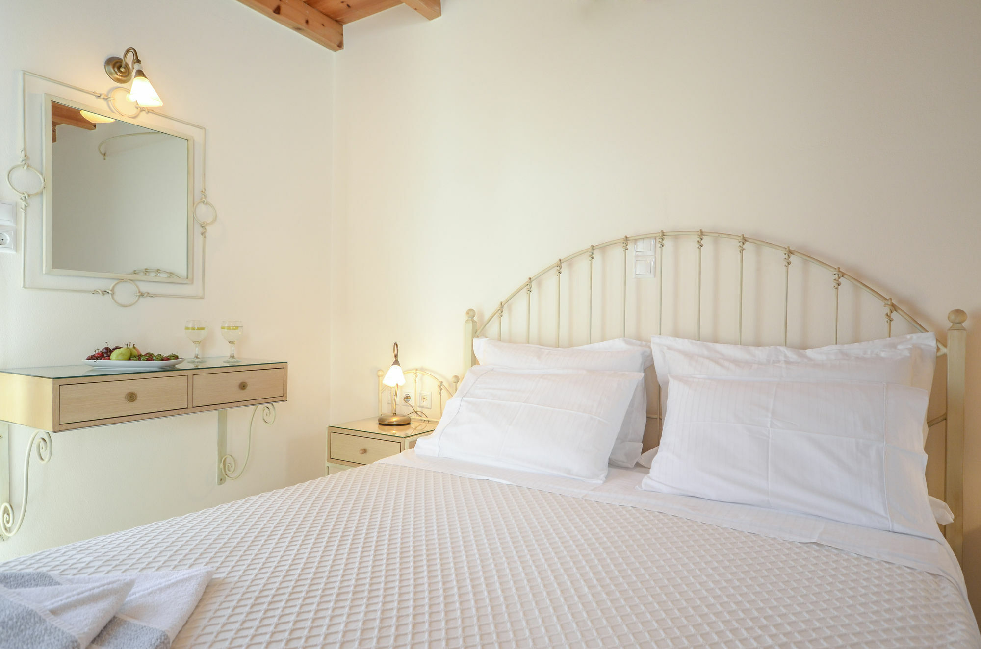 Naxos City Antony Suites And Residences (Adults Only) מראה חיצוני תמונה